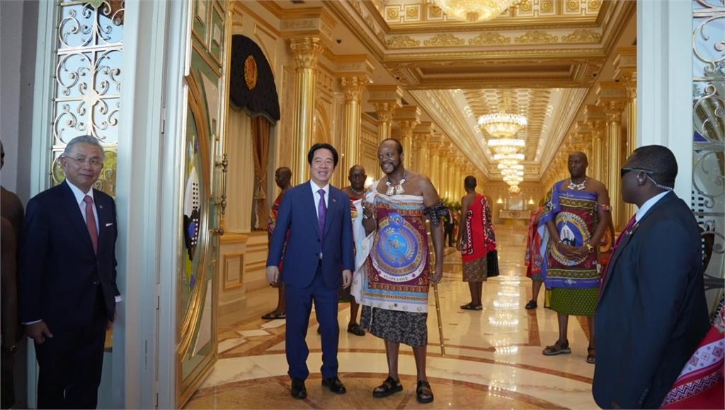 送史王5頭牛！賴清德突圍出訪史瓦帝尼 致贈禮品曝光
