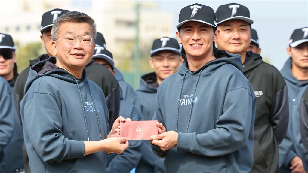 球迷敲碗想買「Team Taiwan新帽T」蔡會長聽到了 宣布下週開賣