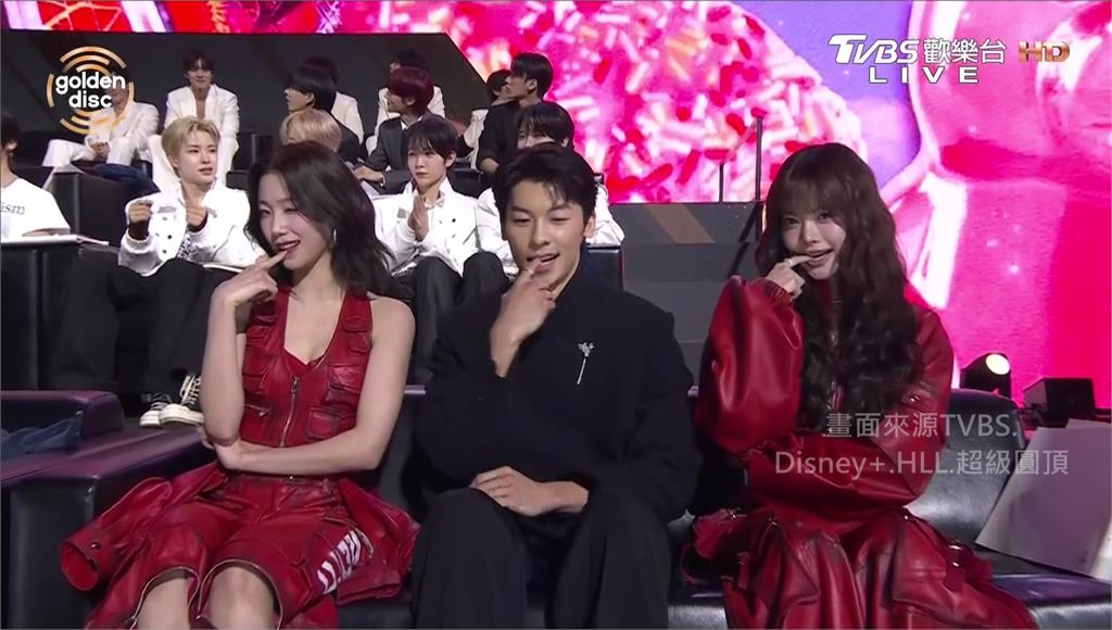 金唱片／許光漢「女神包夾」秀撒嬌舞 JENNIE壓軸登場嗨翻奪3大獎