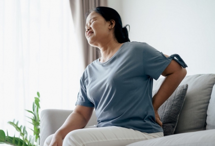 「3大習慣」害你腰痠背痛好不了！尤其天冷更嚴重  坐著不動中了