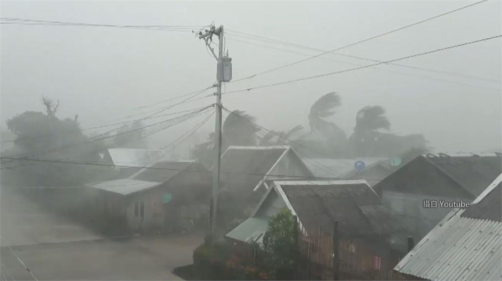 颱風「北冕」挾帶強風豪雨直撲菲律賓。圖：翻攝自Youtube