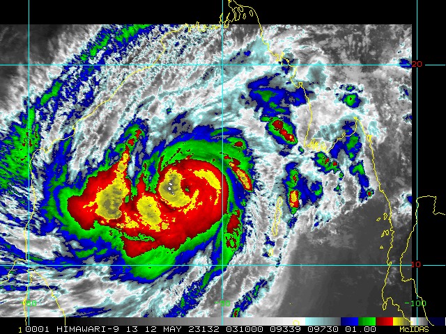 鄭明典指出，孟加拉灣氣旋從昨天開始穩定，且快速增強中。圖／翻攝自臉書@mdc.cwb