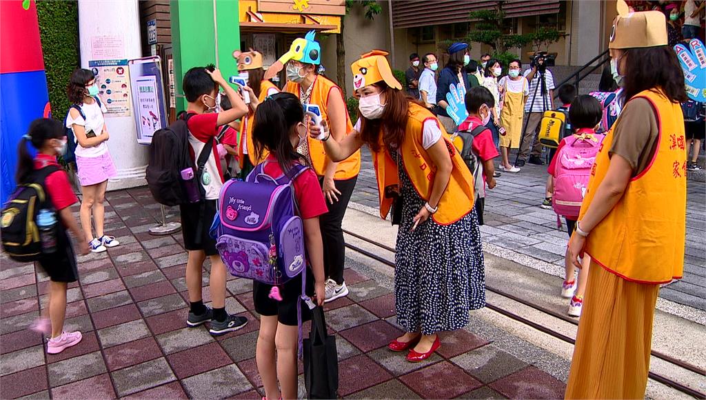 國中小開學首日 防疫、食安問題家長憂心