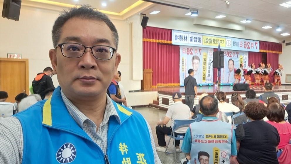 國民黨副秘書長張雅屏宣布退出主席選舉。圖／翻攝自張雅屏-屏心而論臉書