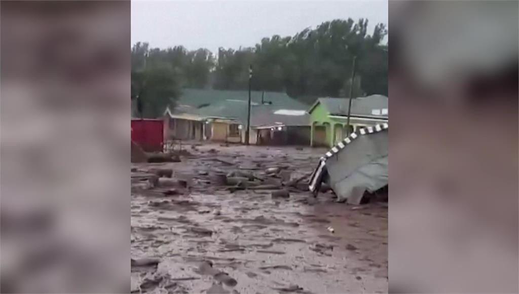 坦尚尼亞暴雨引發土石流，釀逾47死85傷悲劇。圖／路透社
