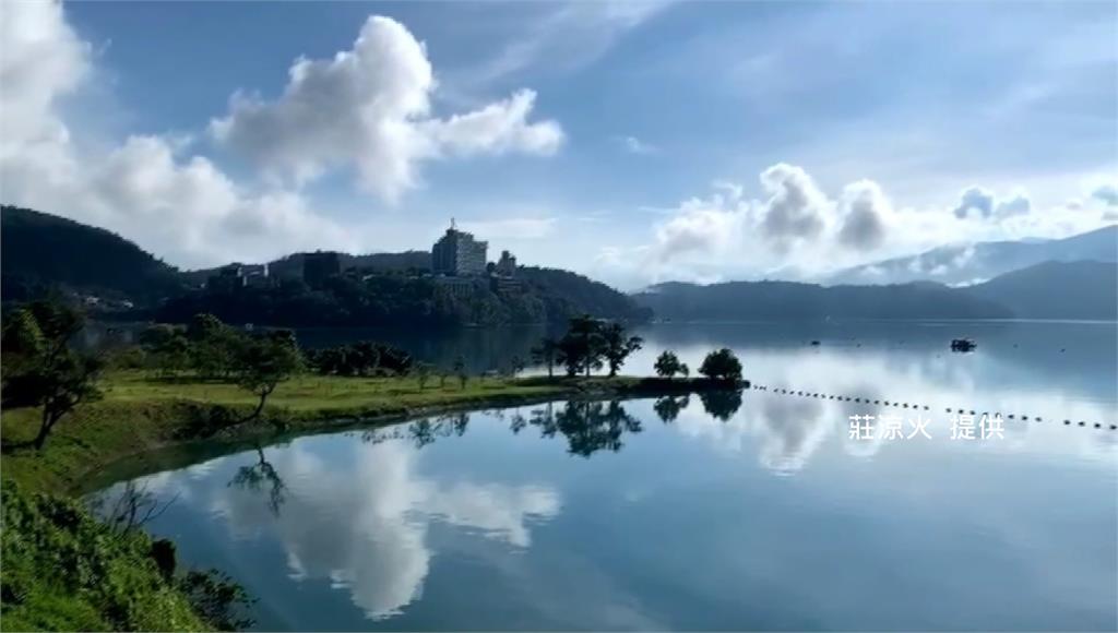 日月潭罕見「一片藍」美景　源於高溫+水氣　