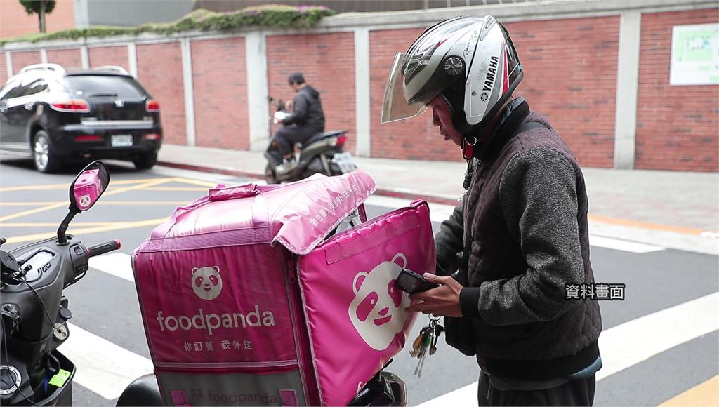 Grab砸193億搶下熊貓外送 竟是Uber繞路買？