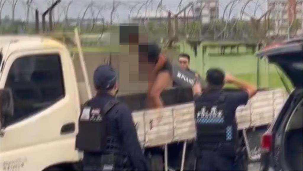 泰移工持刀搶超商2熱狗.闖理髮廳傷人 釀4警3民眾傷