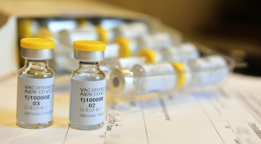 嬌生指出，施打第一劑後，間隔兩個月再接種第二劑嬌生疫苗，保護力可提升到94%。圖／嬌生官網