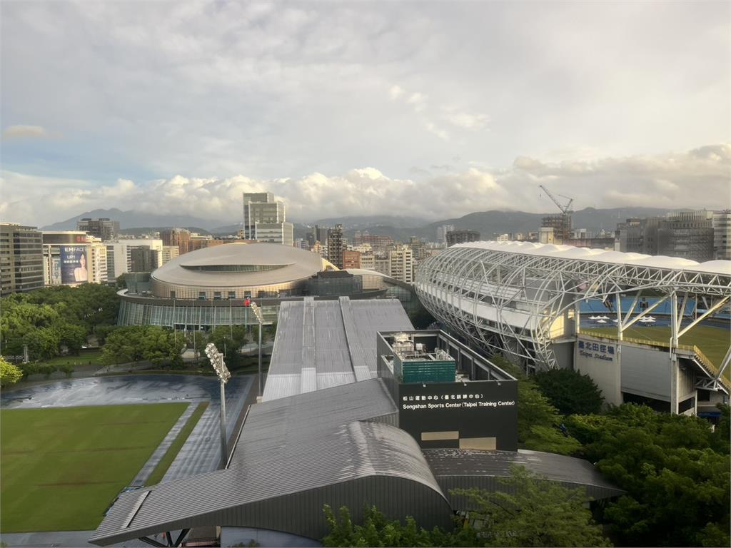 鳳凰路徑持續南修「傍晚登恆春半島」！ 下週將迎入秋最低溫