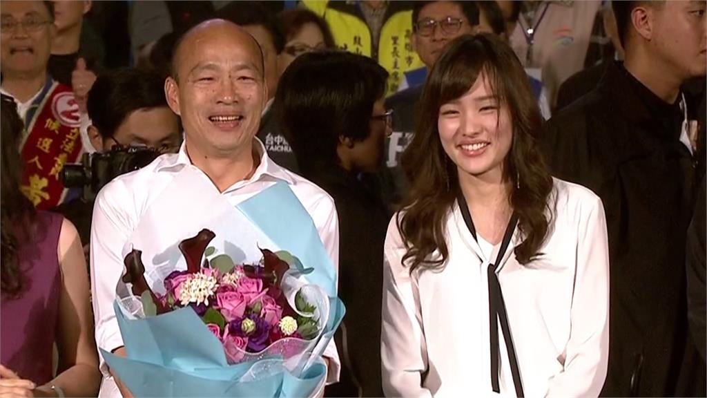 高雄市前市長韓國瑜（左）與女兒韓冰（右）。圖／台視新聞（資料畫面）