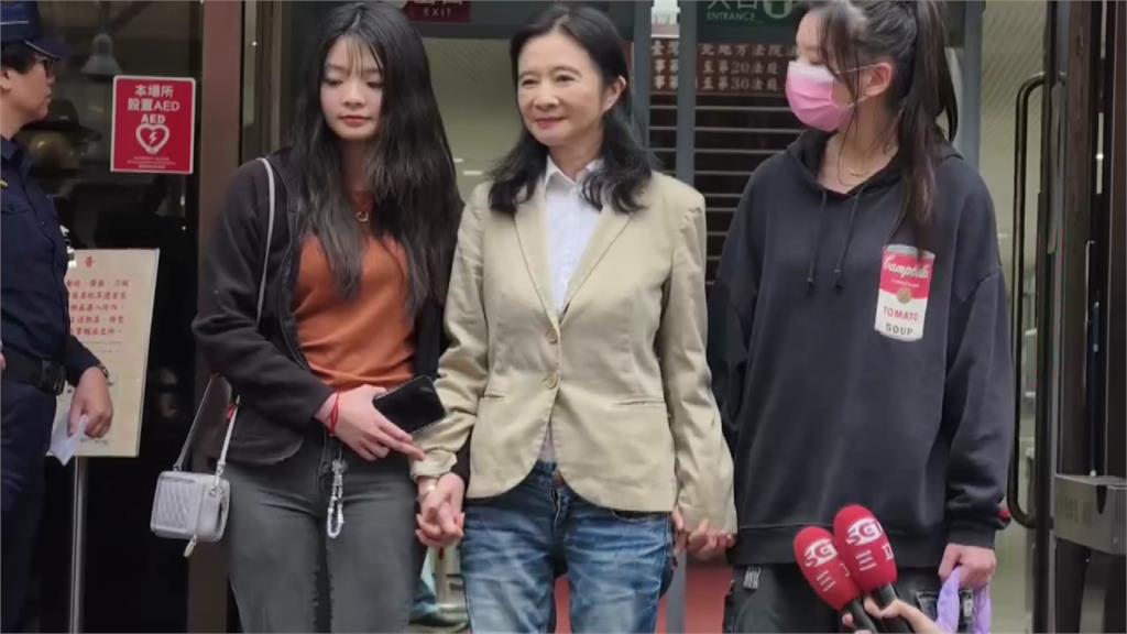 籌到錢了！應曉薇交保完成 女兒牽手喊上訴