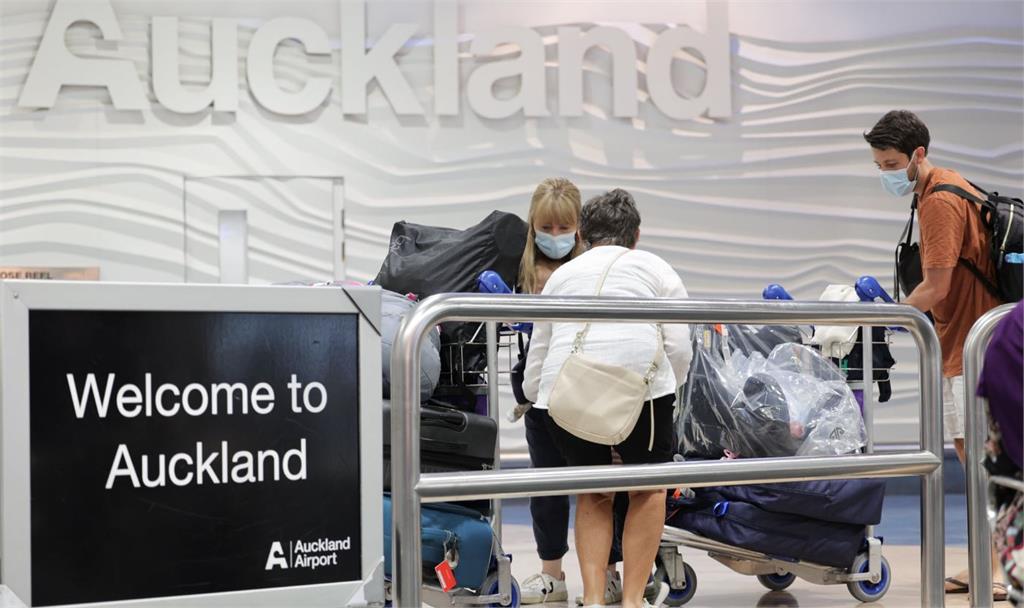 紐西蘭7/31午夜起將全面開放國門。圖／翻攝自Facebook@AucklandAirport