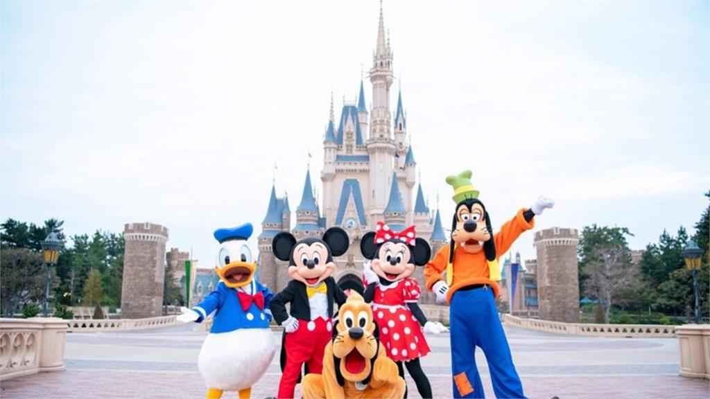 迪士尼將推出24天玩遍全球12座樂園的套裝行程。圖／翻攝自Facebook@tdr.jp