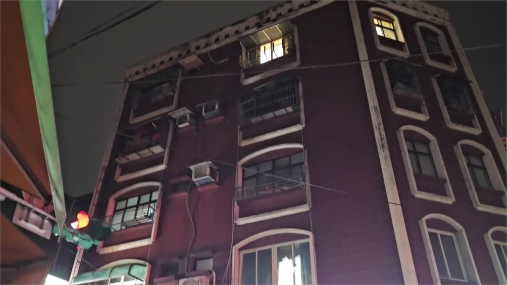 桃園民宅深夜氣爆 7旬婦不治身亡、1女嗆傷送醫