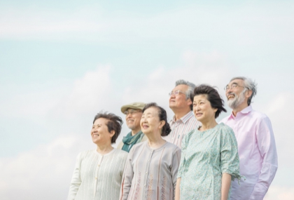 高齡長者常吃一堆藥？研究曝台灣驚人數據：長照族群八成多重用藥