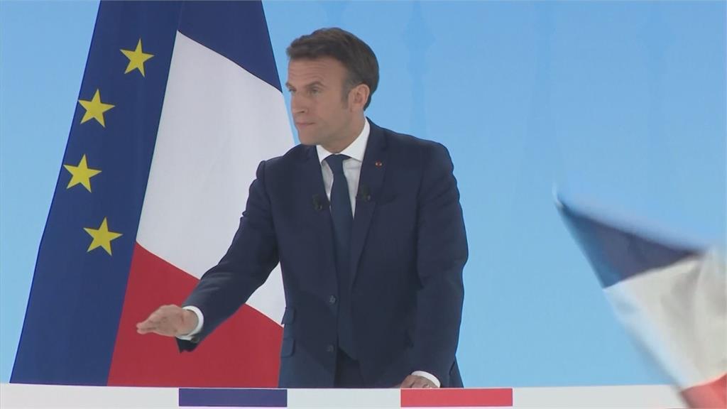 法國大選將進行第二輪投票，再次由馬克宏對決雷朋。圖／畫面攝自AP