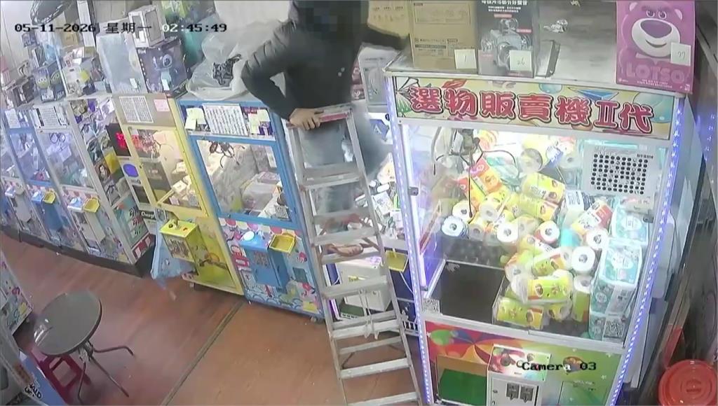 娃娃機大盜偷遍屏東 破壞投幣孔、竊取高單價公仔