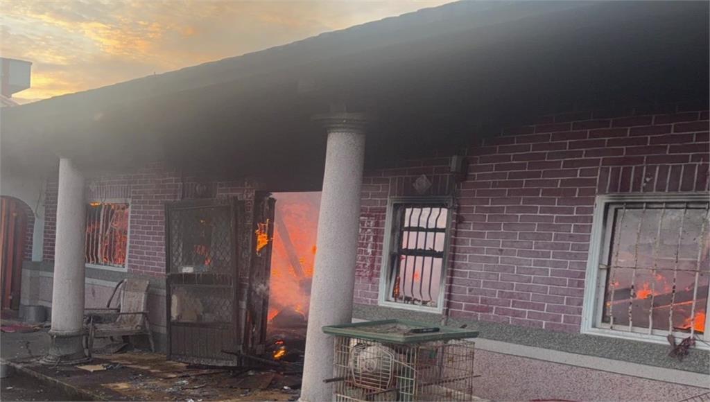 斗六平房大火釀2死 6旬兒逃出後又進火場、屋頂燒塌救母不成雙亡