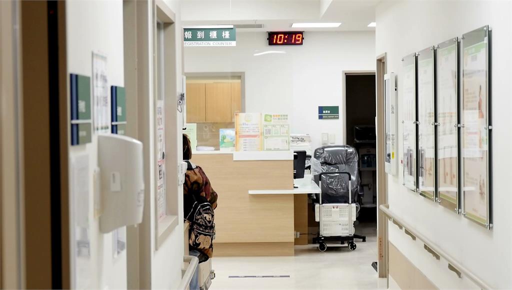 衛福部所屬26家醫院暫不調漲掛號費。圖／台視新聞