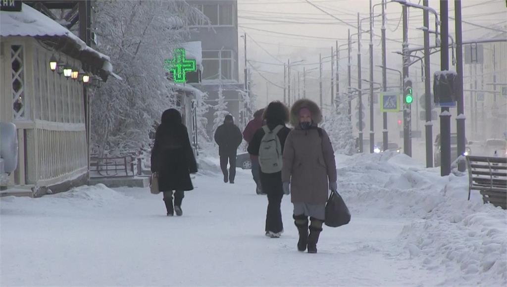 俄羅斯最北邊城市雅庫次克遇上霸王寒流。圖／路透社、美聯社