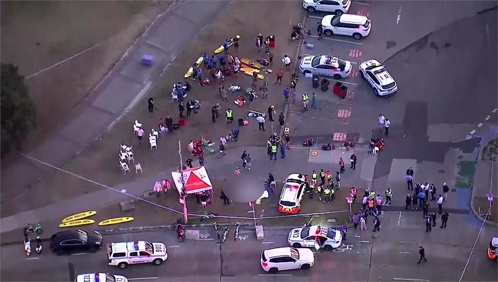 澳洲海灘槍擊增至16死 「2槍手是父子」現場還發現爆裂物