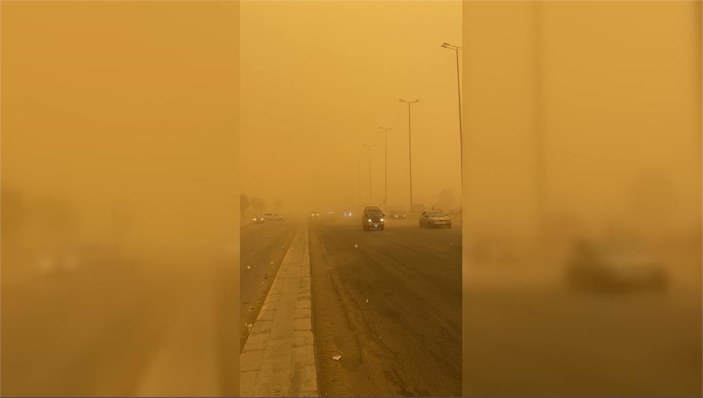 埃及首都開羅遭遇強烈沙塵暴。圖／美聯社