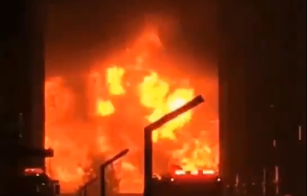 安陽廠房火災已致36人死亡。圖／翻攝自微博