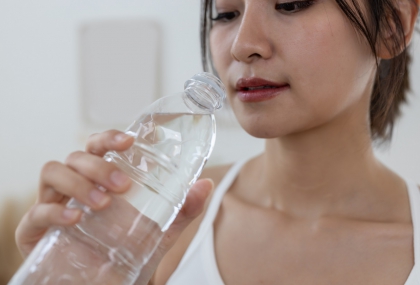 日本「特水」爆紅！喝水就能減少內臟脂肪？ 醫師揭真相：別太天真