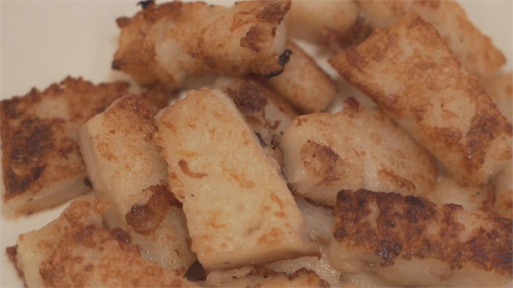 母女純手工蘿蔔糕 櫻花蝦配自製辣醬 