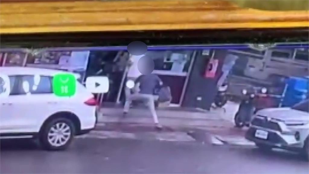 台中一名男子逛超商遭埋伏砍死，兇嫌隨後自行投案。圖／台視新聞