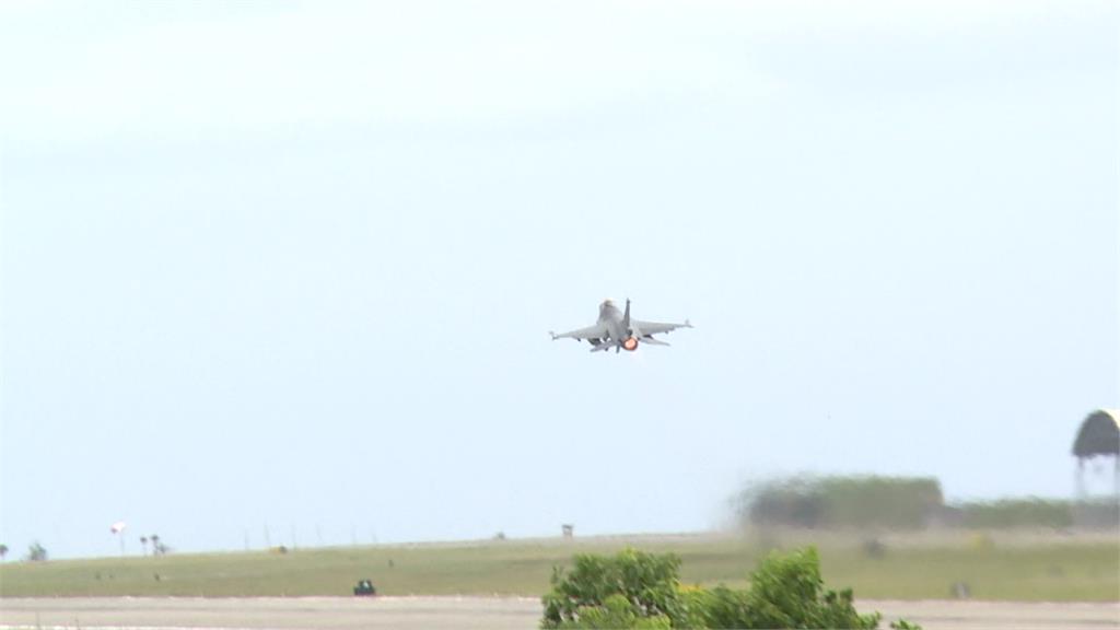 我F16戰機起飛驅離共機。圖：台視新聞