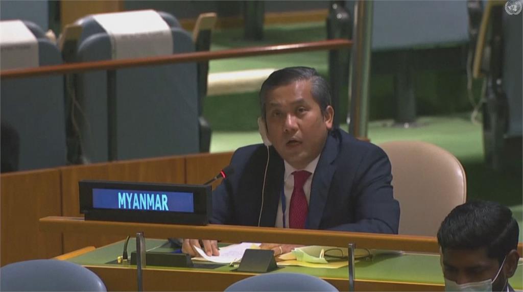 緬甸駐聯合國大使覺莫敦遭軍政府撤職。圖：AP
