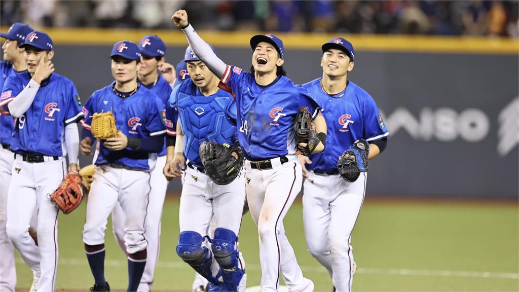 曾豪駒透露資格賽台灣隊有9人是旅外投手。圖／翻攝自Facebook@CPBL 中華職棒