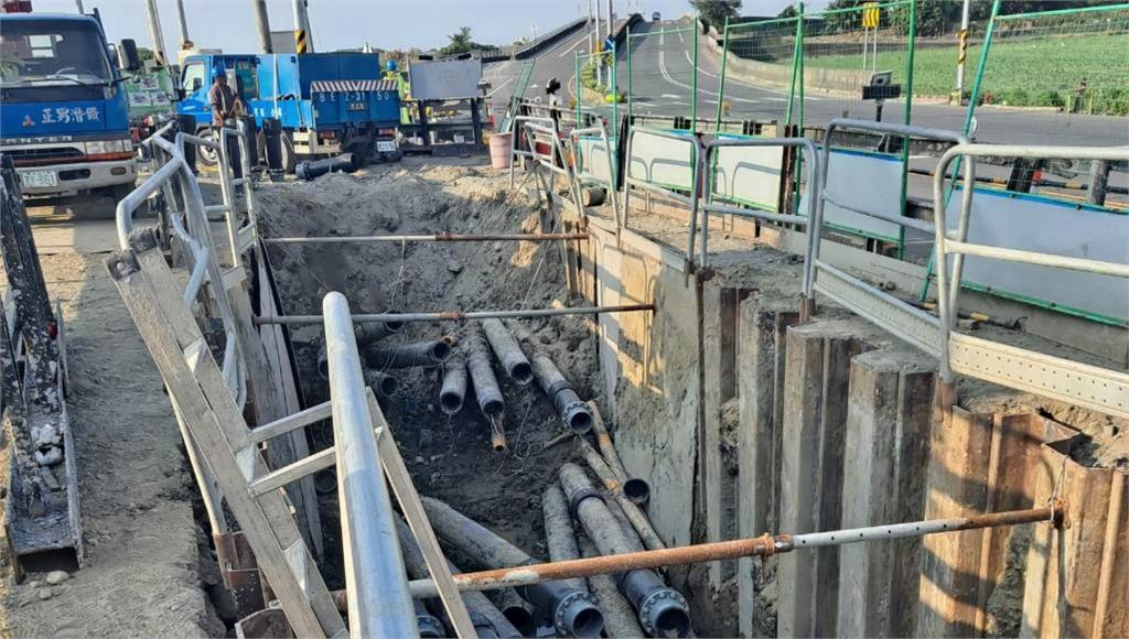 台南一工地維修地下管線發生氣爆。圖／台視新聞