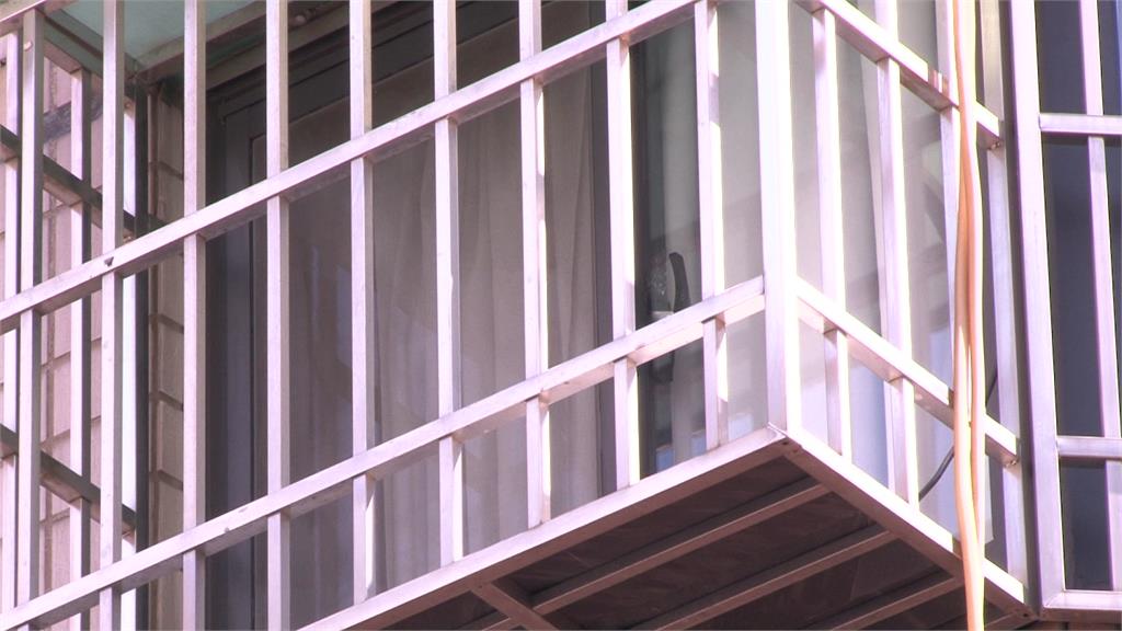 24歲軍人除夕夜「裸絞」殺妻 伴屍3天自首遭起訴