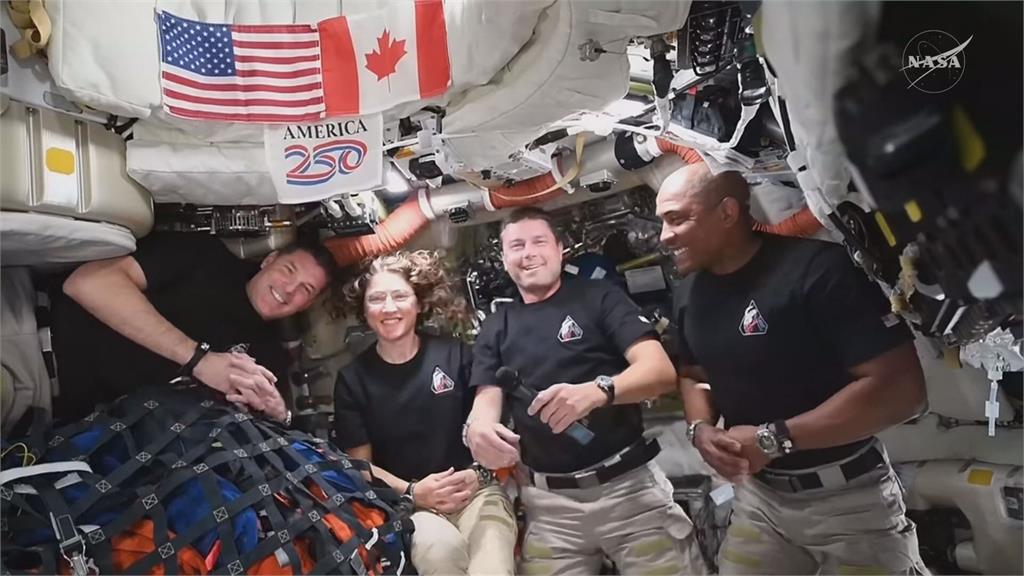 阿提米絲二太空飛行 完成繞月任務