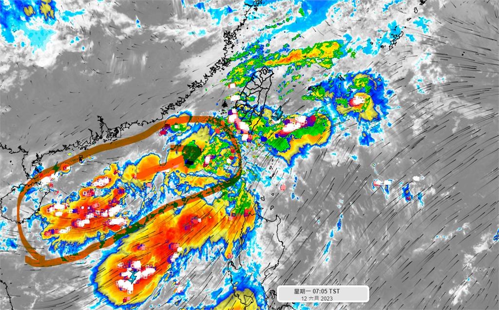 台灣西南方出現一大坨水氣。圖／翻攝自FB@weatherrisk