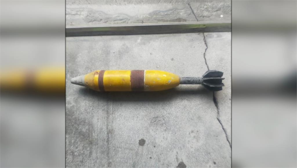 員林民宅外驚見「未爆彈」擺放至少2年！ 鄰居：以為是玩具