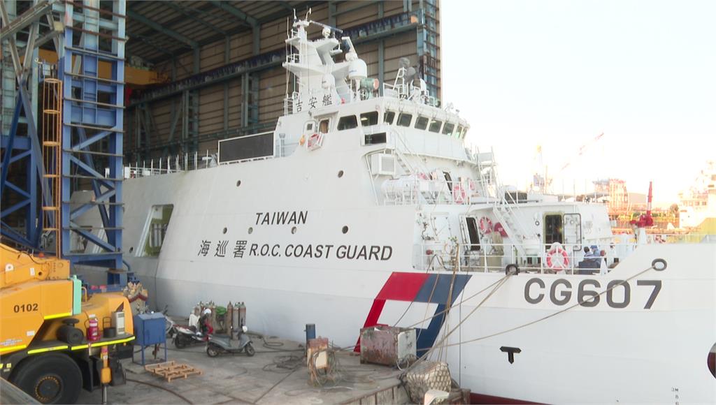 海巡署委託民間企業製造大批海巡國艦，其中台灣最大的民營造船廠，包辦8成的業務。圖／台視新聞