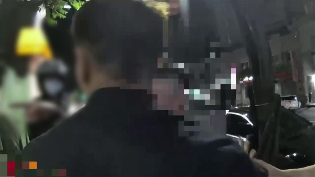 火氣大！女欠債不還 男情緒失控電梯內施暴