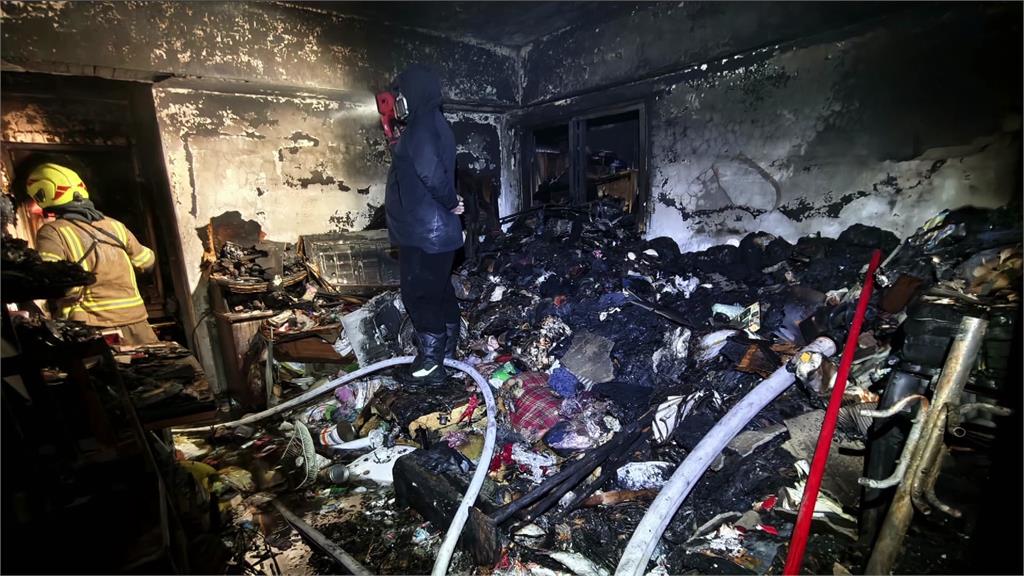 勇消詹能傑3度衝火場、脫面罩救人殉職 曾喊「衣服堆得像山一樣」