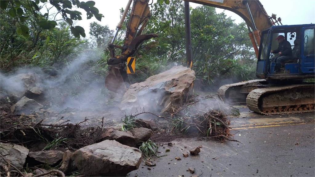 疑受強震影響 平溪台106線大規模坍方、實施雙向封閉搶通中