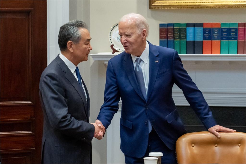 美國總統拜登今天與中國外長王毅會面。圖／翻攝自X@NSC_Spox