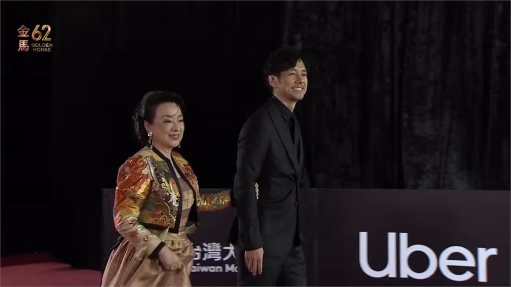 金馬62／昔日母子檔西島秀俊、翁倩玉合體了！ 兩人互喊媽媽、兒子