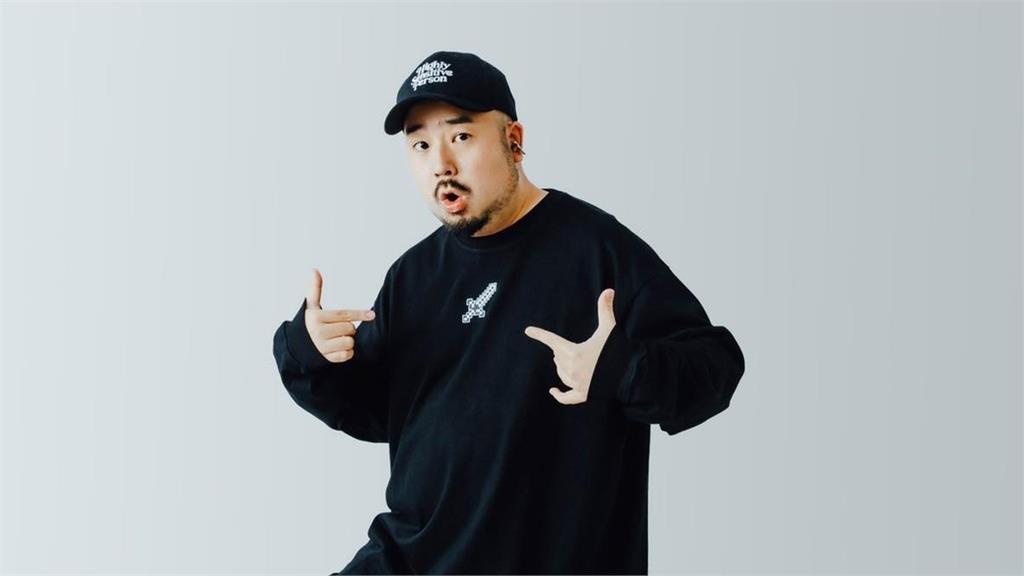 閃兵案持續燒！阿達今早律師陪同下自首 30萬交保