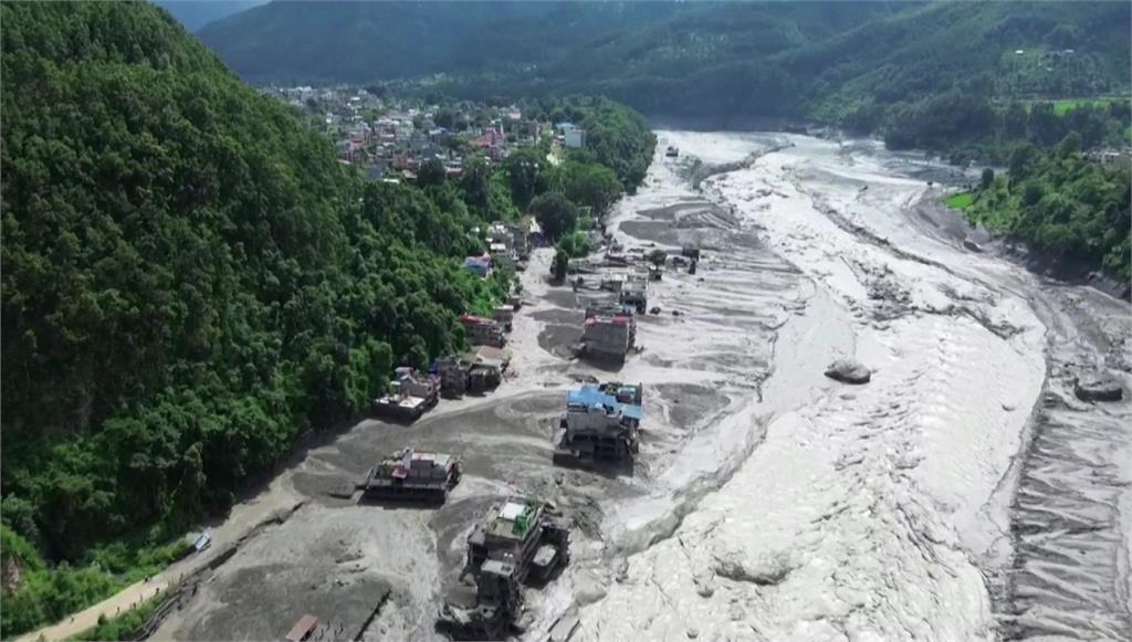 尼泊爾洪災比馬太鞍溪堰塞湖溢流嚴重 郭鎧紋：冰湖U型谷蓄水更多 
