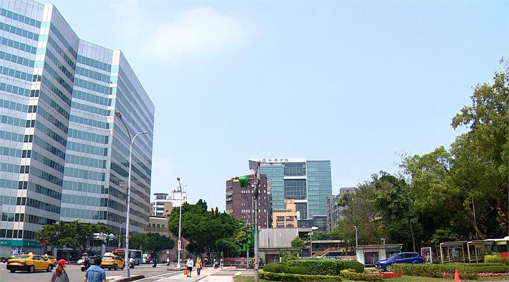 今起熱如盛夏上看35度 颱風「辛樂克」最快明生成