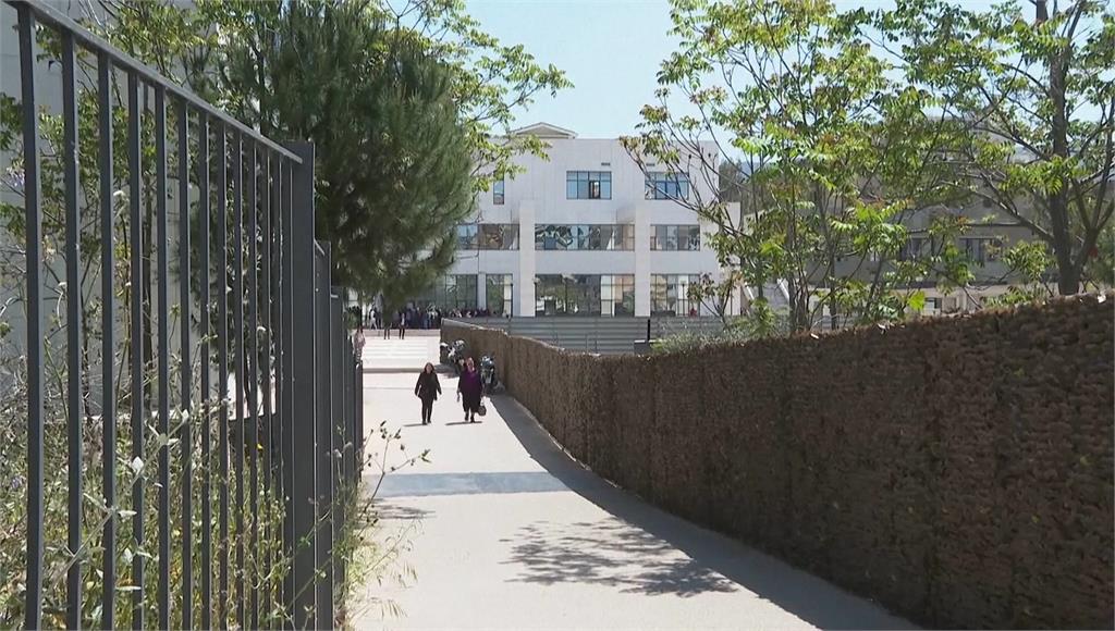 希臘首都爆槍響！89歲槍手闖2政府機構開槍 至少5人受傷