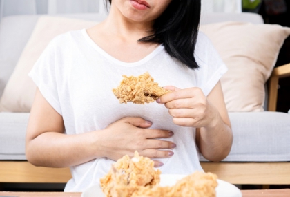 飲料、高脂、高纖食物都會害飯後脹氣！ 專家點名「...